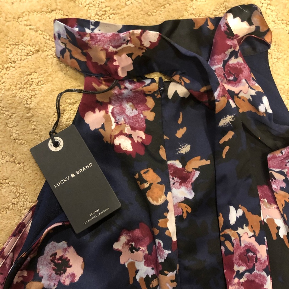 Floral dress - Picture 5 of 5